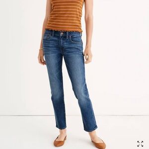 Madewell by J. Crew. The Slim Boyjeans in Deep Blue. Size 28